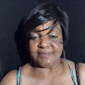 Meet your Posher, Karon